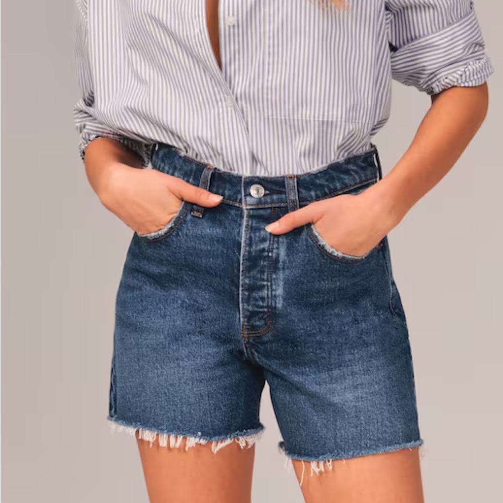 Abercrombie & Fitch dad short high rise